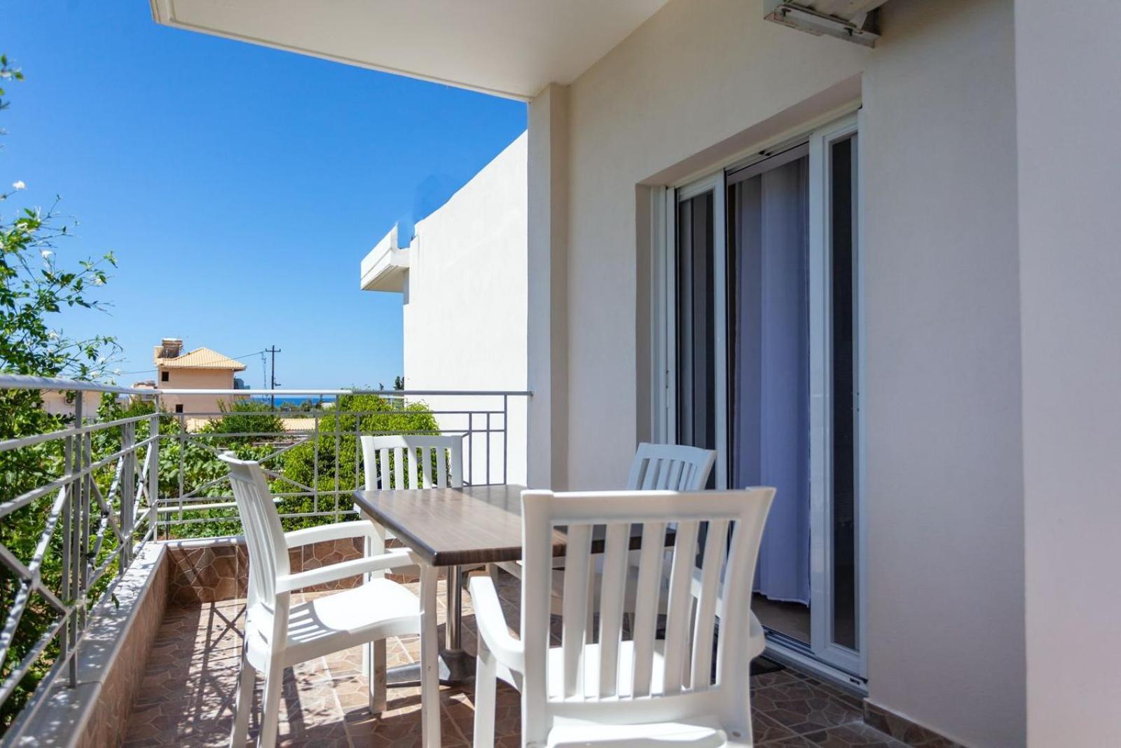 Zacharias Apartments Himare Bagian luar foto
